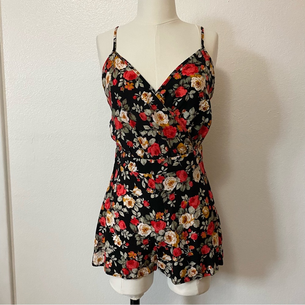 Forever 21 Black Floral Romper Size Medium